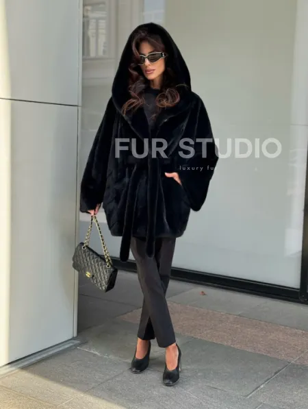 Пончо из норки с капюшоном кобра - черно-синий - фото 6