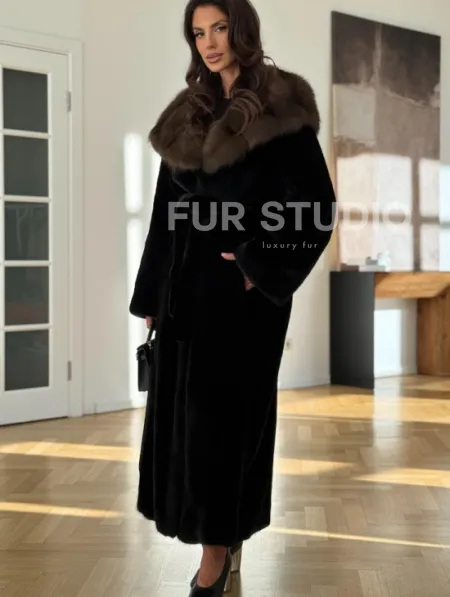Шуба из меха норки BLACKGLAMA - фото 1