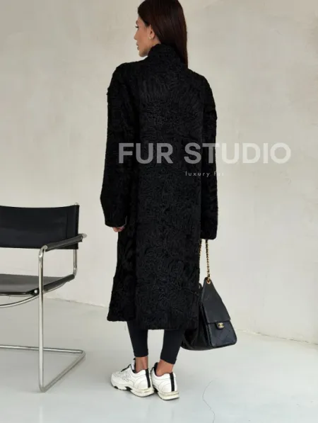 Черная шуба из каракуля - фото 2