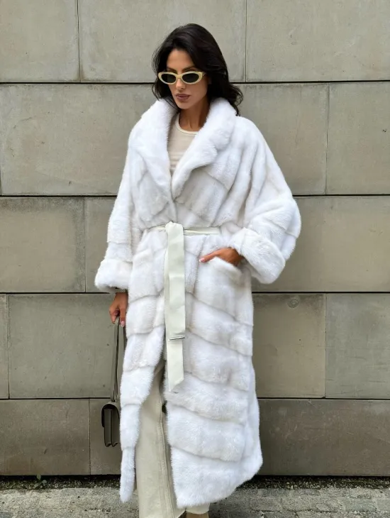 Светлая норковая шуба с английским воротом - цвет паломино - фото 10