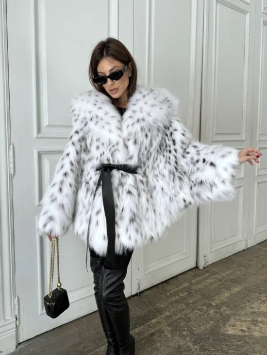 Шуба - белая лиса с вшитыми пятнами из рыси PREMIUM качество - фото 6