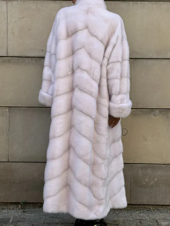 Норковая шуба с поясом, стойка воротник - цвет колотый лед - фото 6