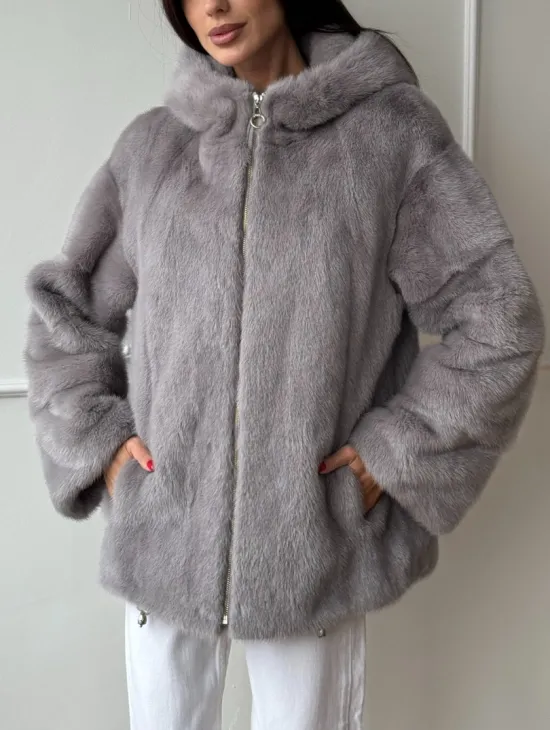 Женский меховой бомбер из аукционной норки с капюшоном  на молнии - фото 3