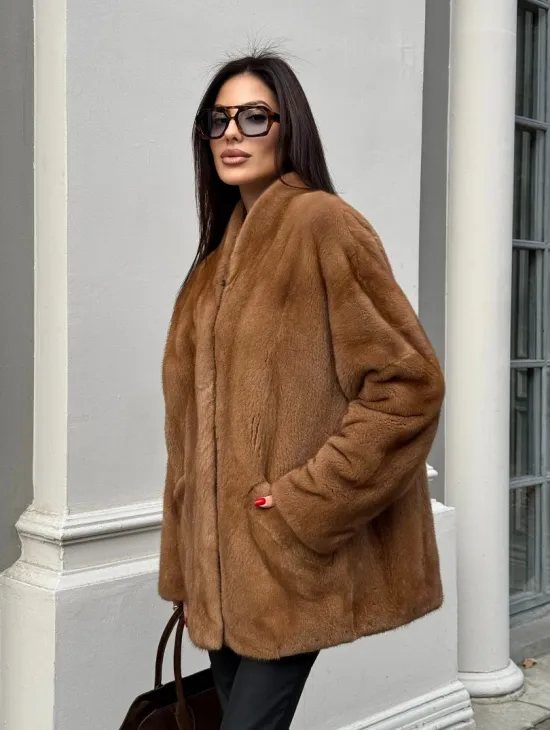 Шуба из меха норки NAFA  