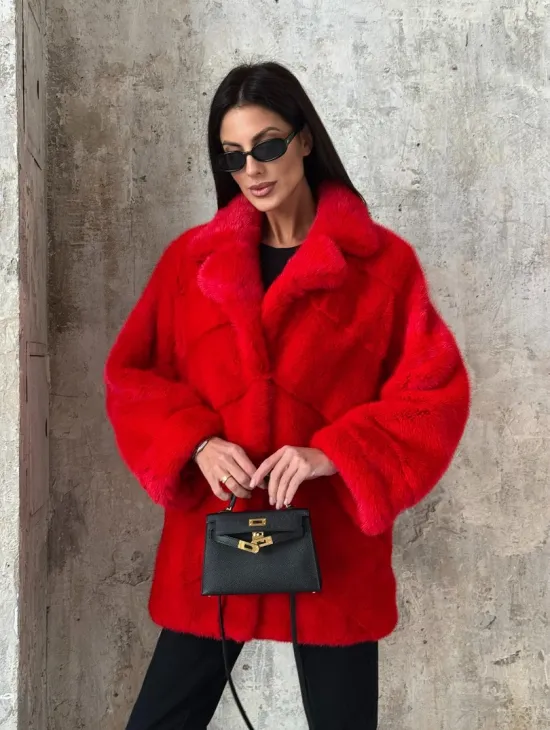 Красный полушубок из натурального меха норки - фото 8