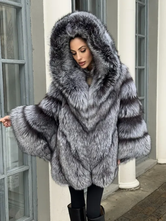 Шуба - пончо из чернобурки с капюшоном - фото 6