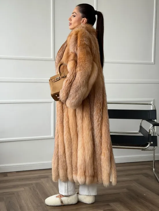 Длинная шуба из меха лисы Vintage gold с шалевым воротником - фото 5
