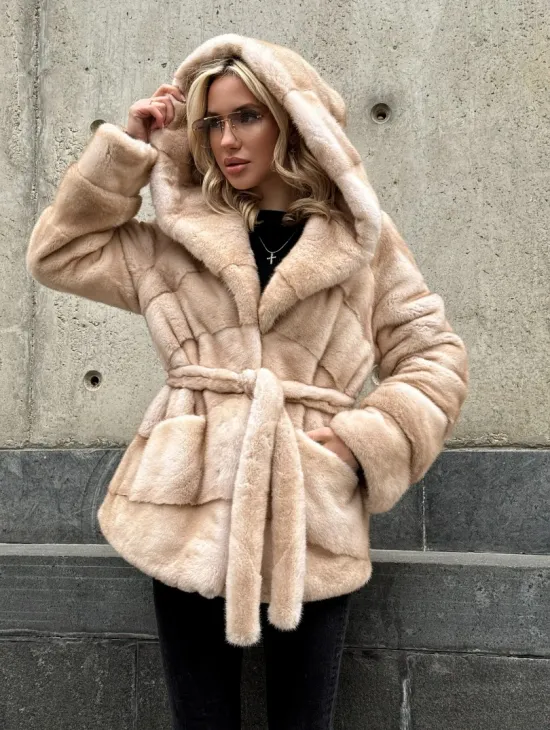 Женский норковый полушубок Premium fur с капюшоном 