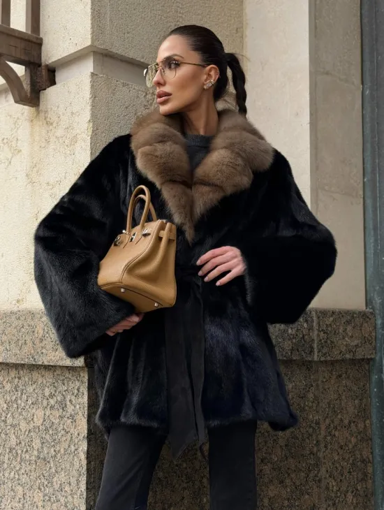 Черный норковый полушубок - кимоно с воротником из меха куницы - фото 11