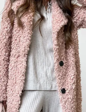 Шуба из экомеха в цвете пудра - фото 4