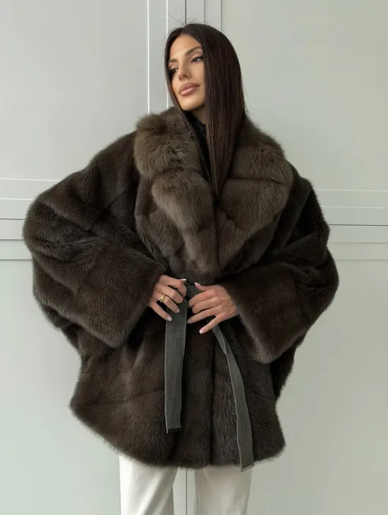 Шуба норковая летучая мышь с воротником из куницы - цвет хаки - фото 8