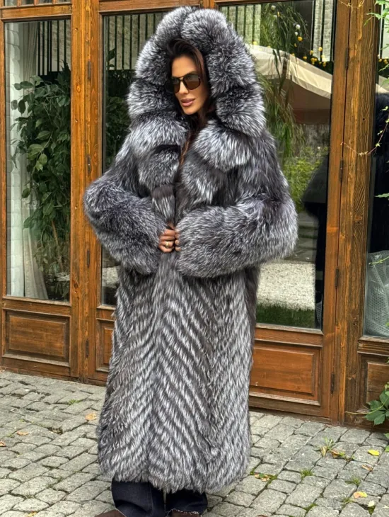 Длинная шуба из чернобурки в росшив - фото 5