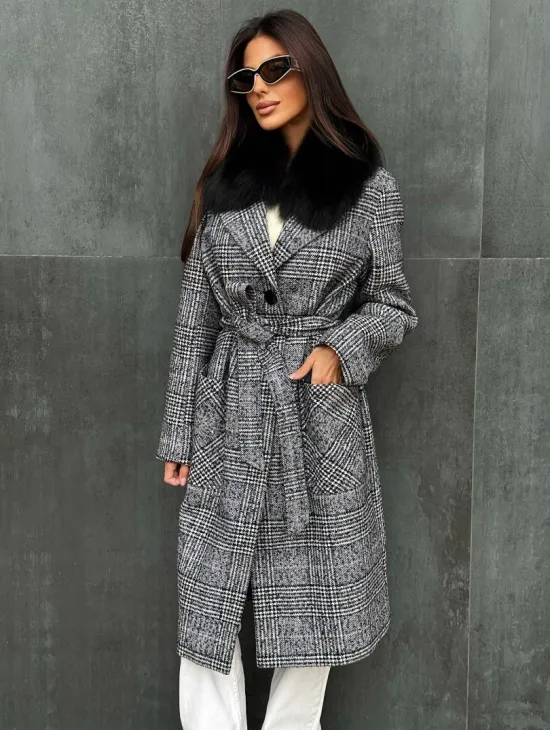 Пальто зимнее с мехом - фото 4