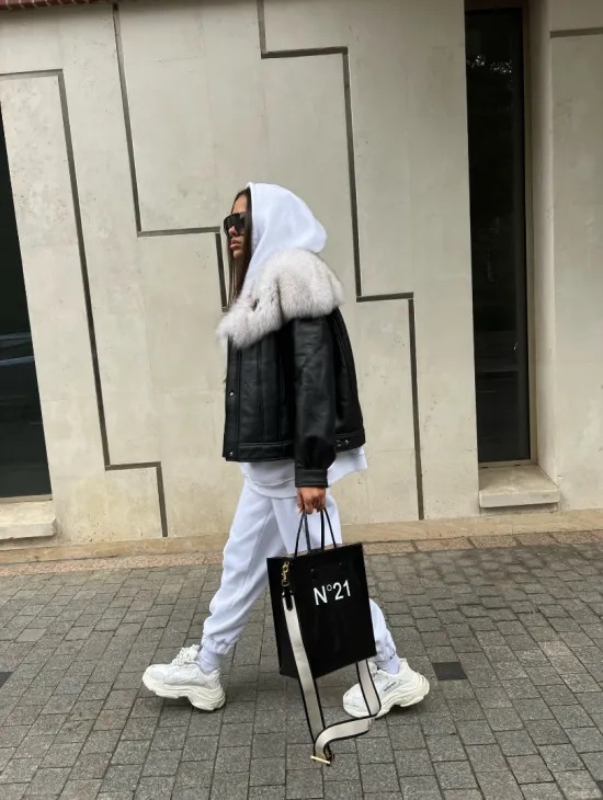 Дубленка из натуральной кожи с воротником из финского песца - фото 9