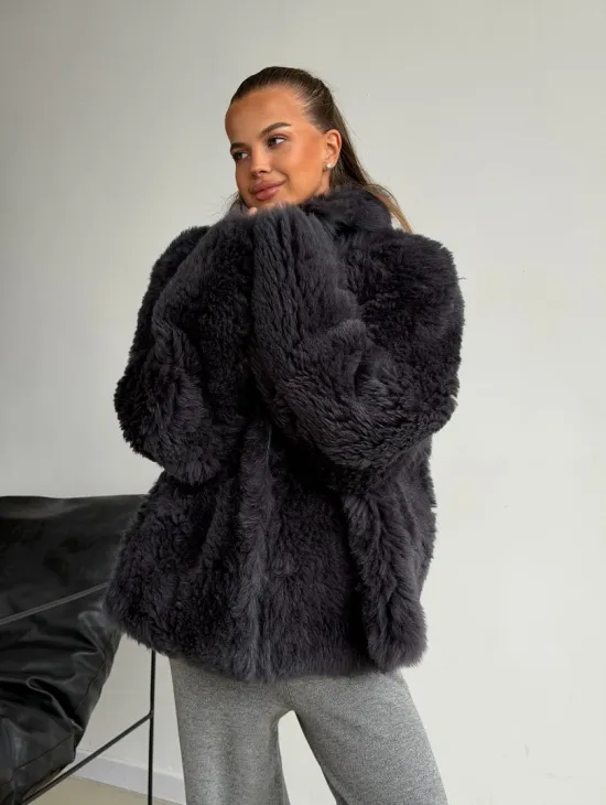 Короткая дубленка из овчины тиградо - фото 10