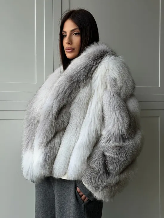 Полушубок из белой лисы, рукава - косички - фото 6