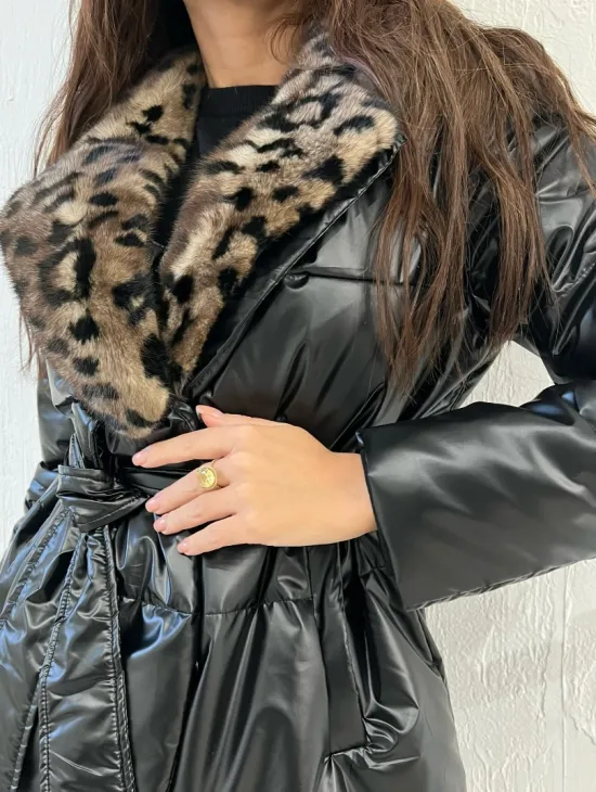 Пуховик с мехом норки в анималистическом принте - фото 2