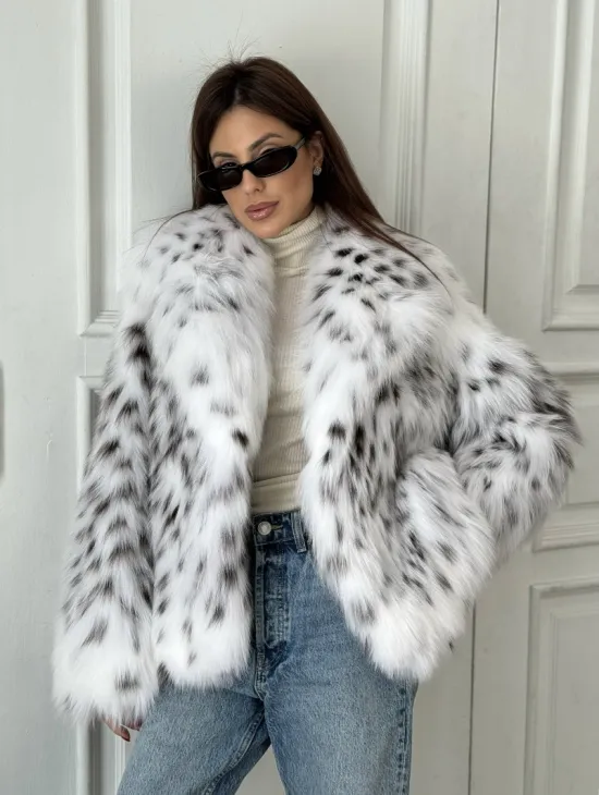 Полушубок из меха аукционной лисы (реплика канадской рыси) - фото 0